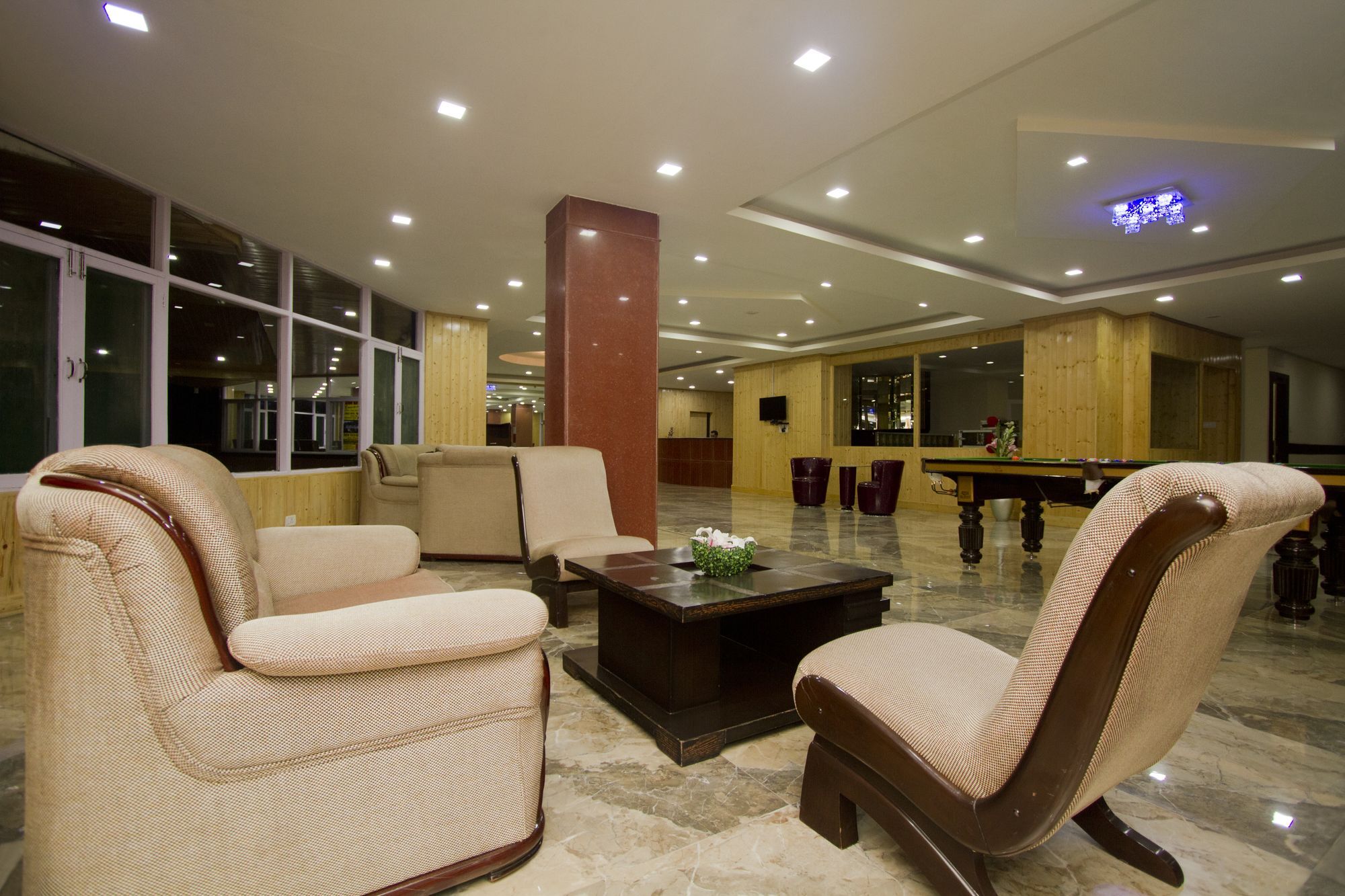 Adb Rooms Snow Touch Resort Manāli エクステリア 写真